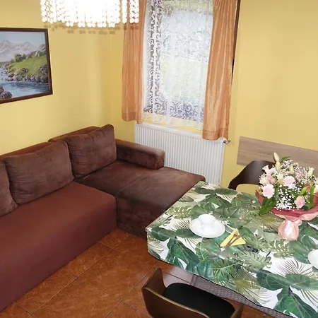 U Ani Гостьовий будинок 3*